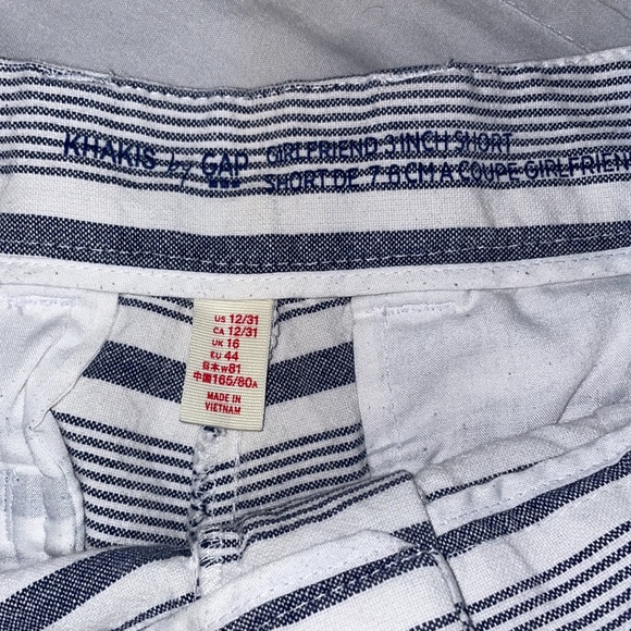 GAP Shorts - Picture 4 of 7